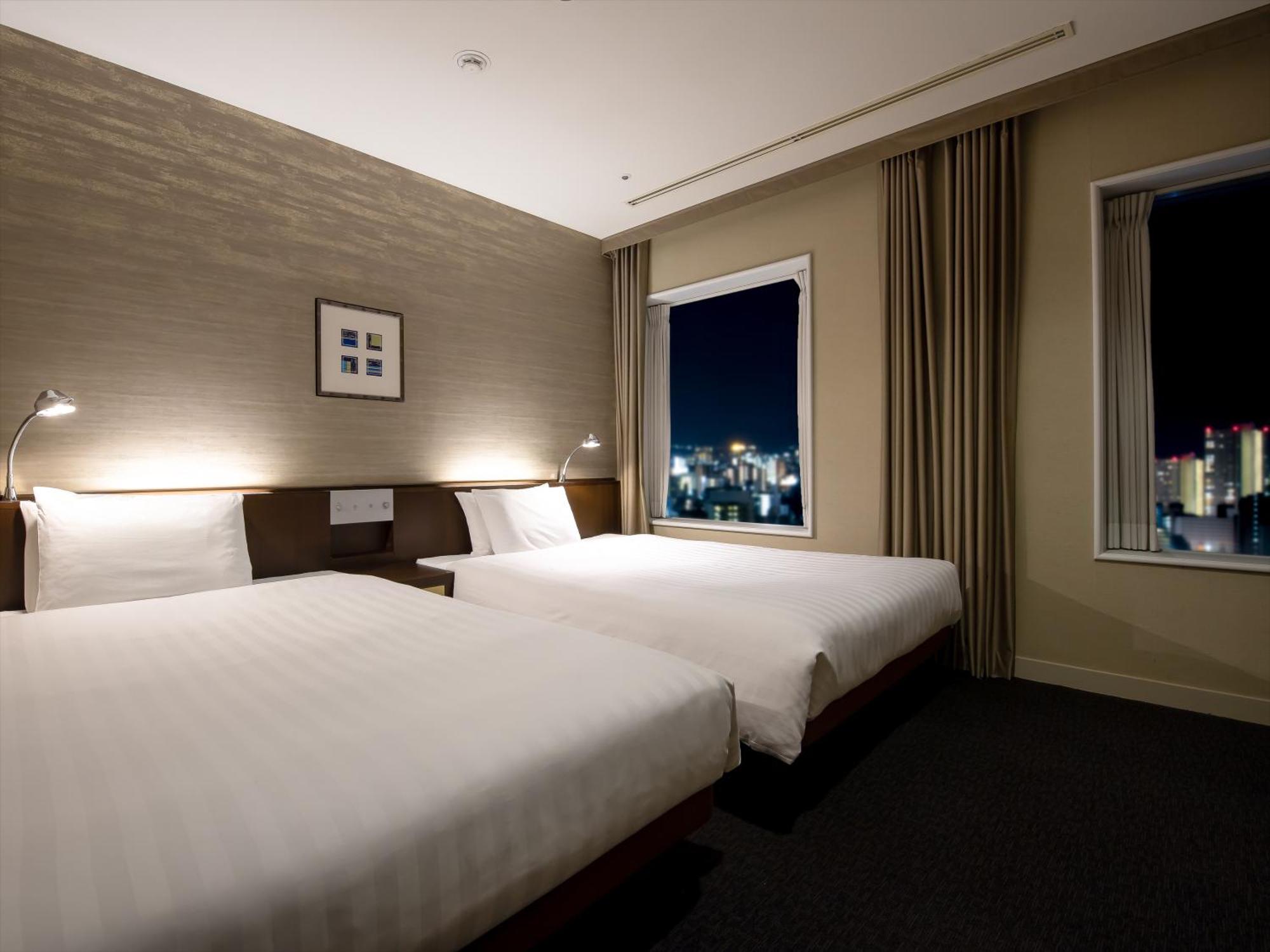 Mitsui Garden Hotel Hiroshima Phòng bức ảnh